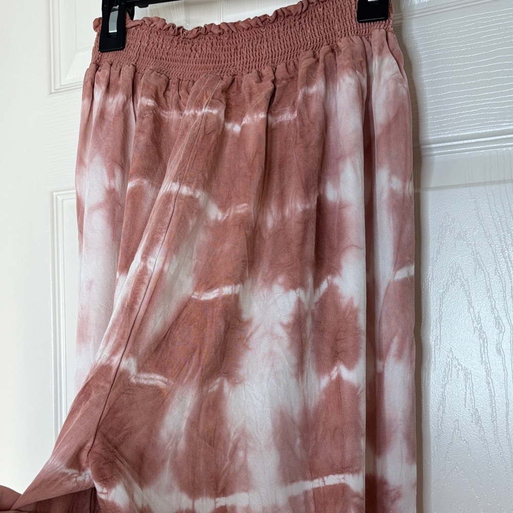 American Eagle Outfitters Tie-Dye Joggers in Pink and White - Picture 8 of 12